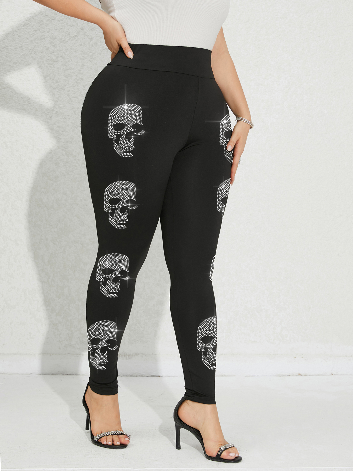 Plus Size Women's Pants Skelet - Winter Clothing For Plus Size Women reseña y precio